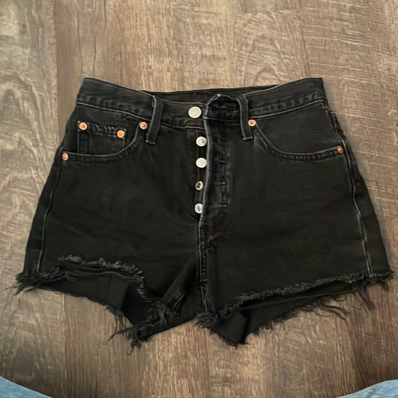 Levi Black Button Fly Shorts - Picture 1 of 3